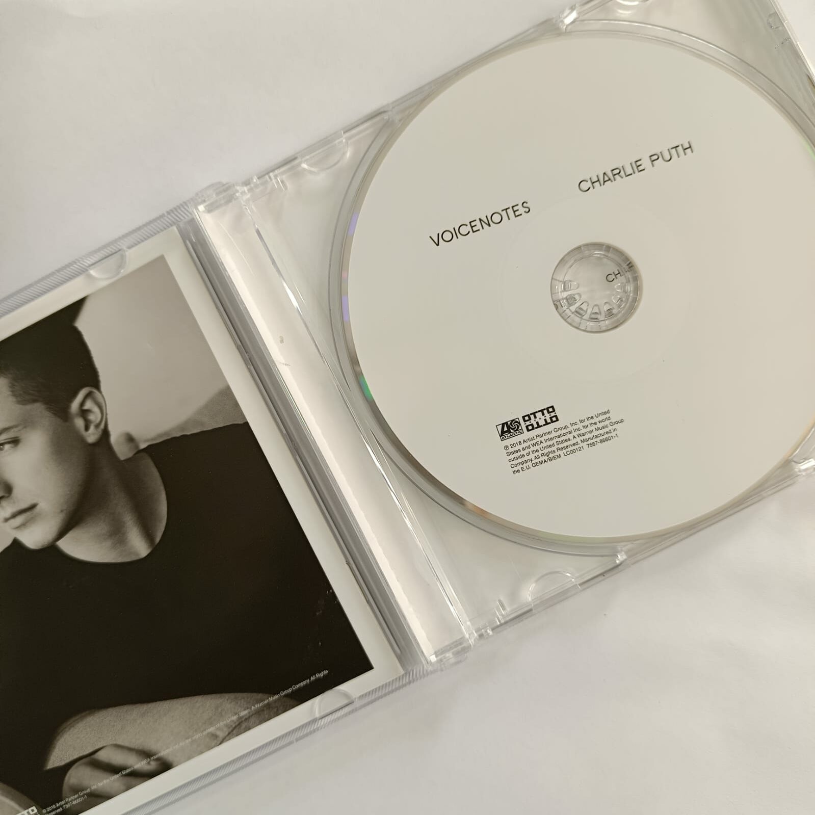 Charlie Puth – Voicenotes - Imagen 3