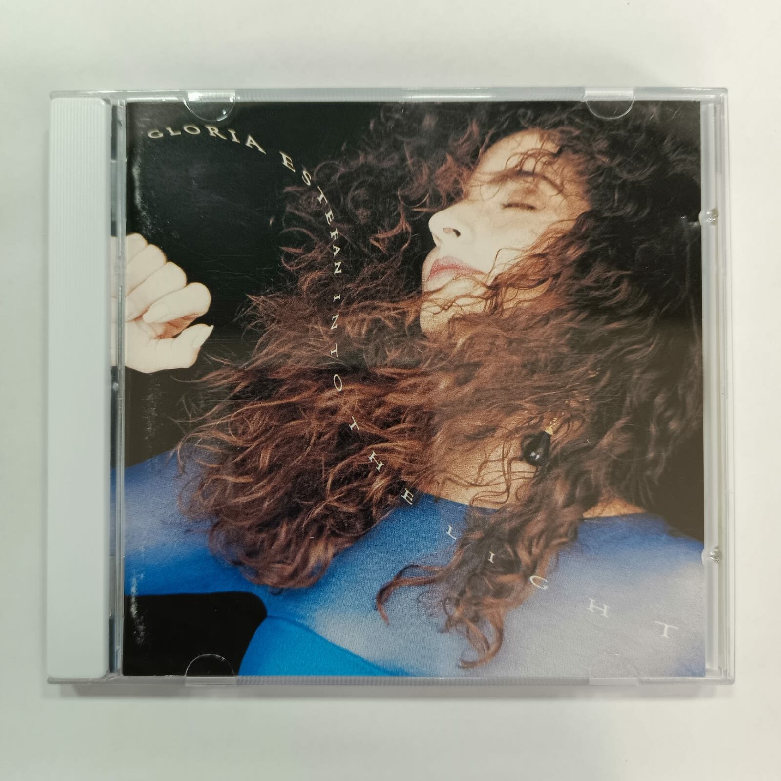 Gloria Estefan – Into The Light