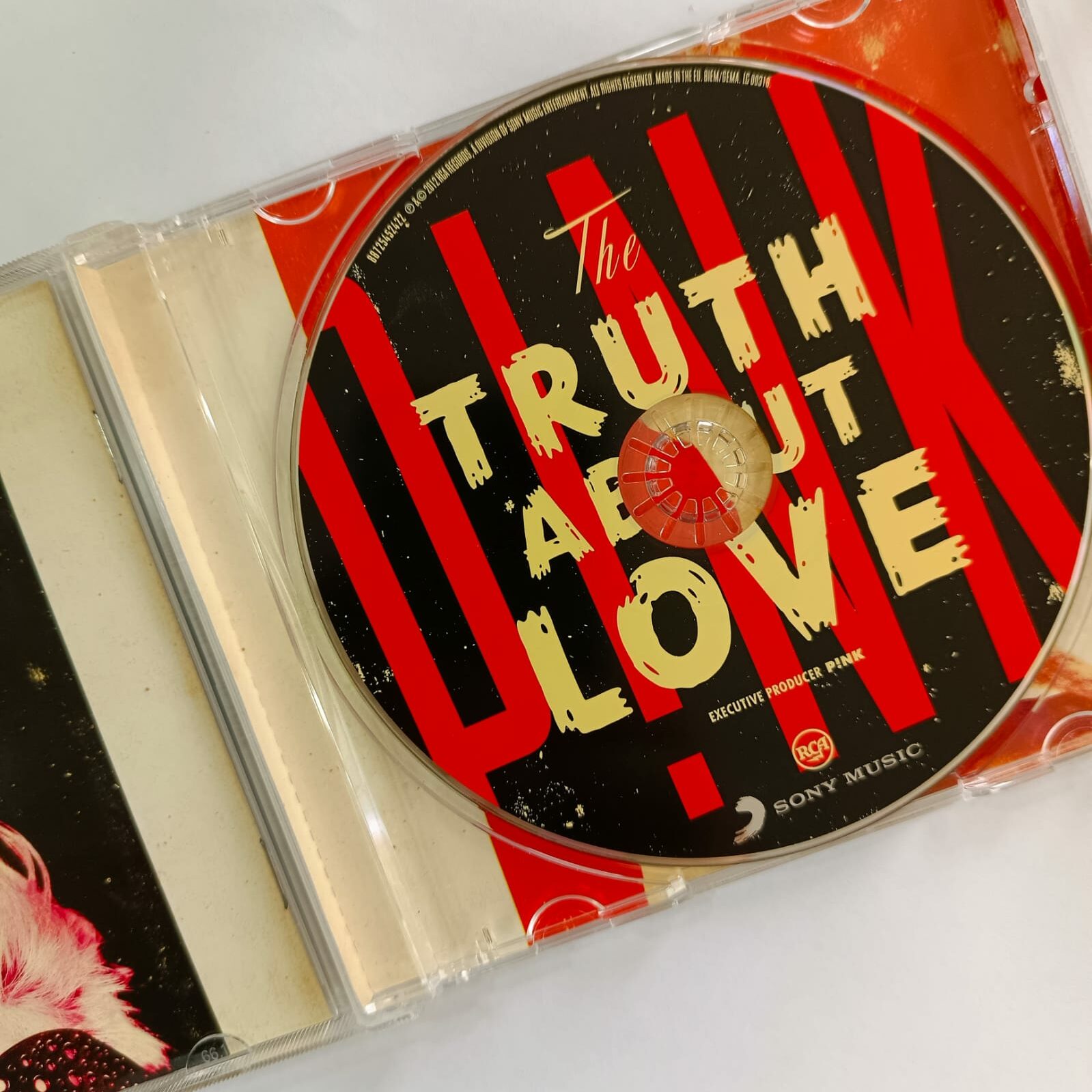 P!nk – The Truth About Love - Imagen 3