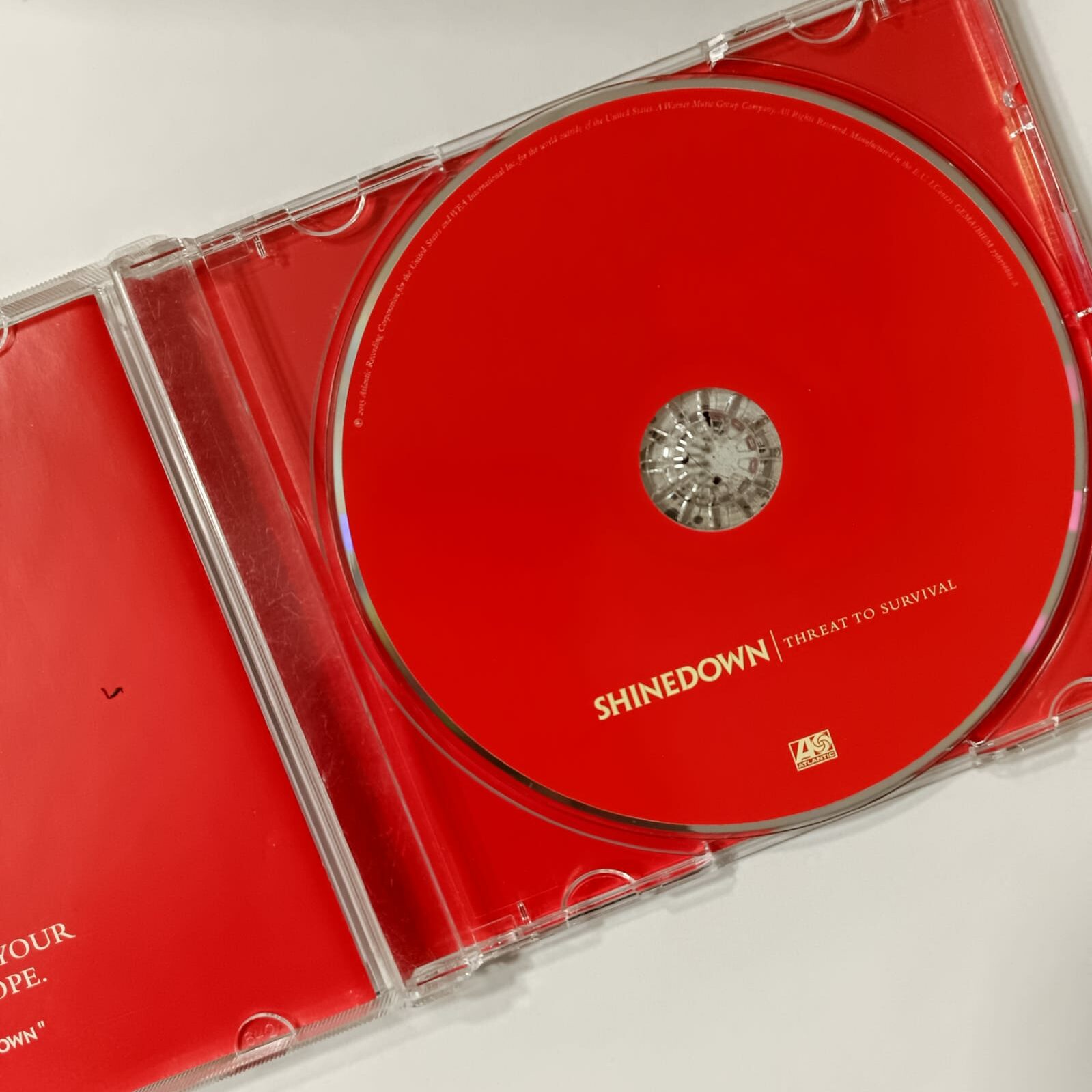 Shinedown – Threat To Survival - Imagen 3