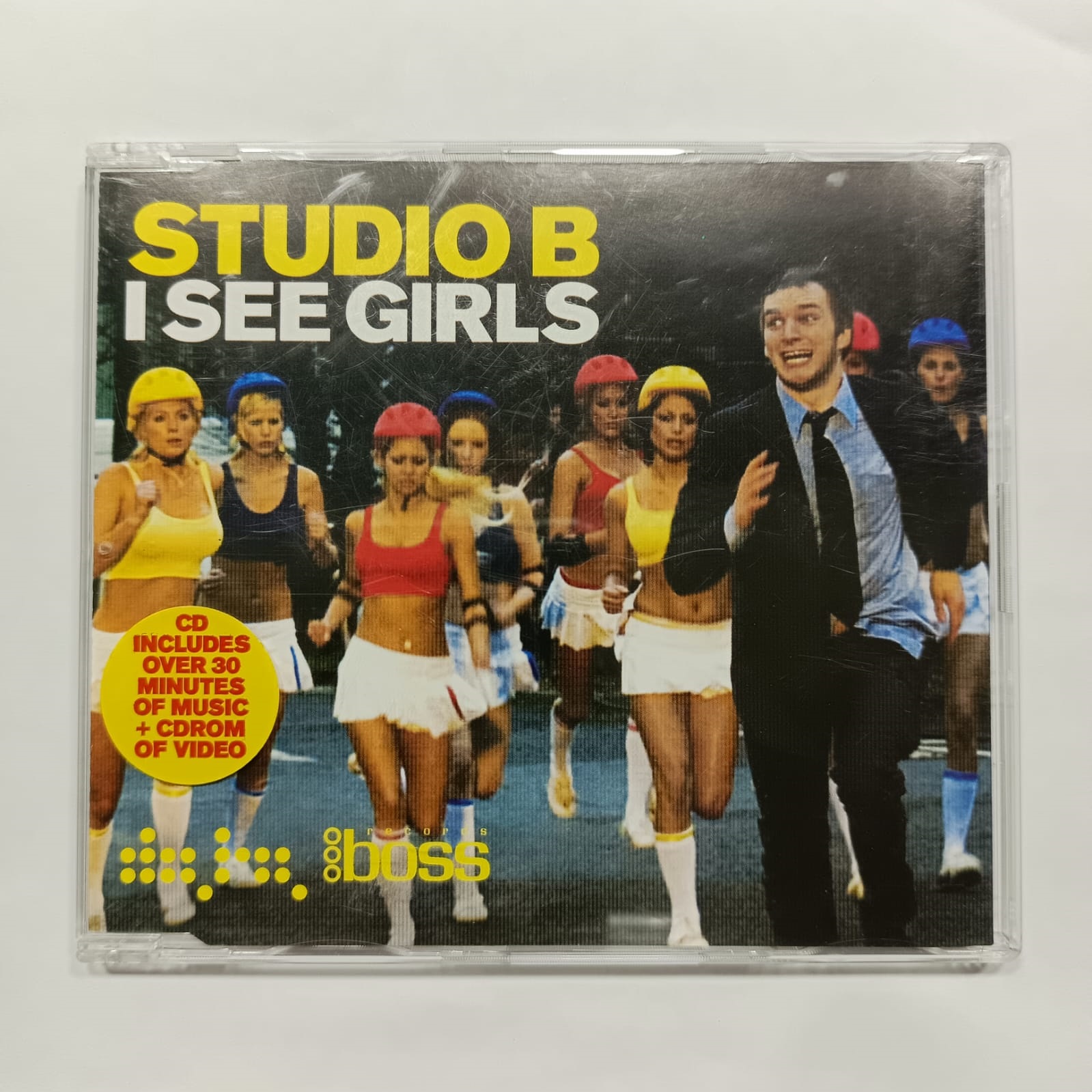 Studio B – I See Girls (Crazy)
