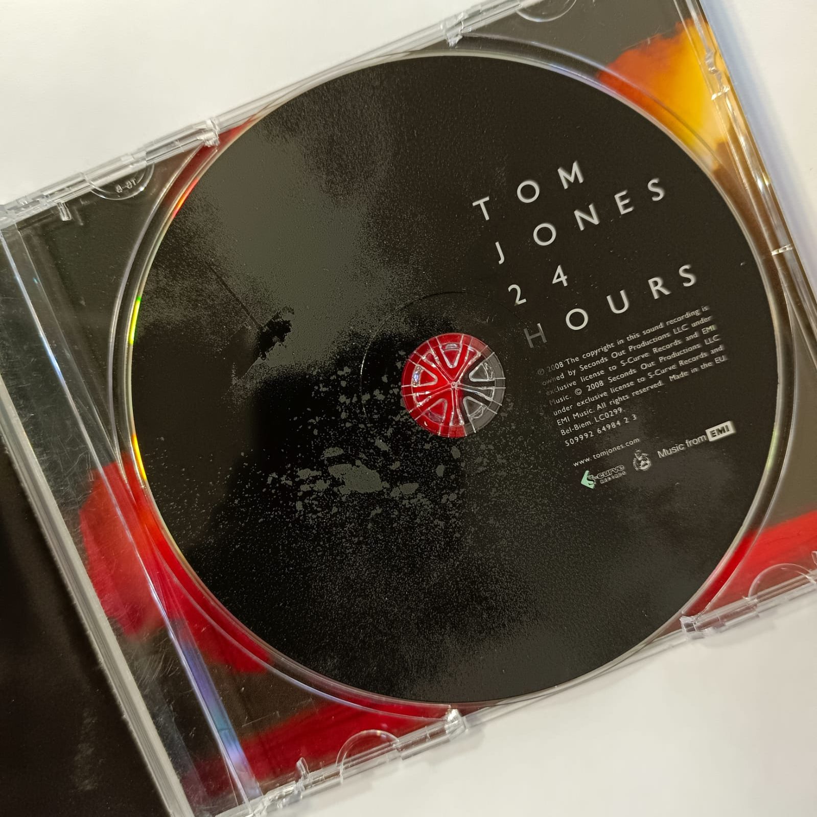 Tom Jones – 24 Hours - Imagen 3